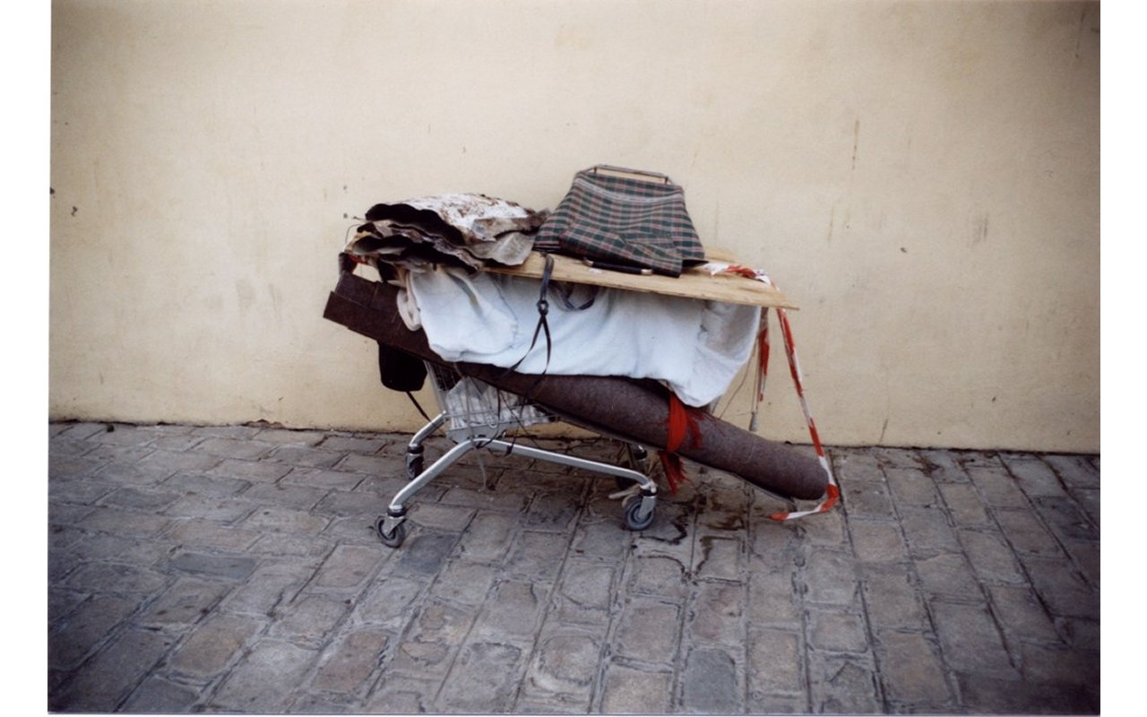 2025 @Christian Appel, Spaziergangsforscher, Zeichner, Klangarchäologe, Fotograf, Räumebauer, Utopist, Gärtner, Objektemacher, Klavierspieler, Innenarchitekt