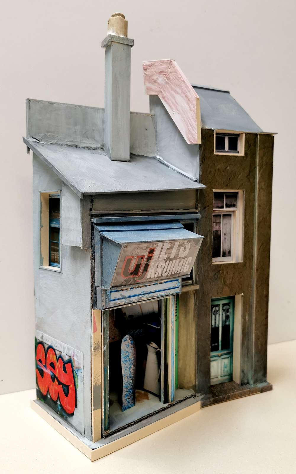2025 @Christian Appel, Spaziergangsforscher, Zeichner, Klangarchäologe, Fotograf, Räumebauer, Utopist, Gärtner, Objektemacher, Klavierspieler, Innenarchitekt